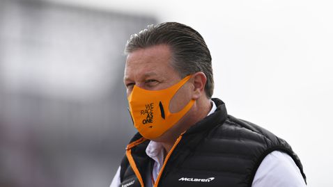  Защо в Макларън към момента не удостоверяват за Пиастри? 