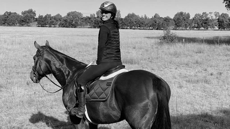 Френски жокей почина след падане от коня си в Австралия