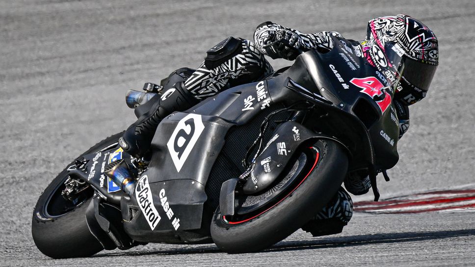 Еспаргаро: Дукати все още са над всички