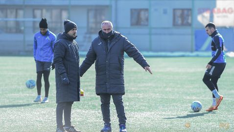  Левски тренира, Бари и Петрис още веднъж влязоха във фитнеса 