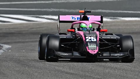 Никола Цолов завърши тестовете във Формула 3 на 2-ро място
