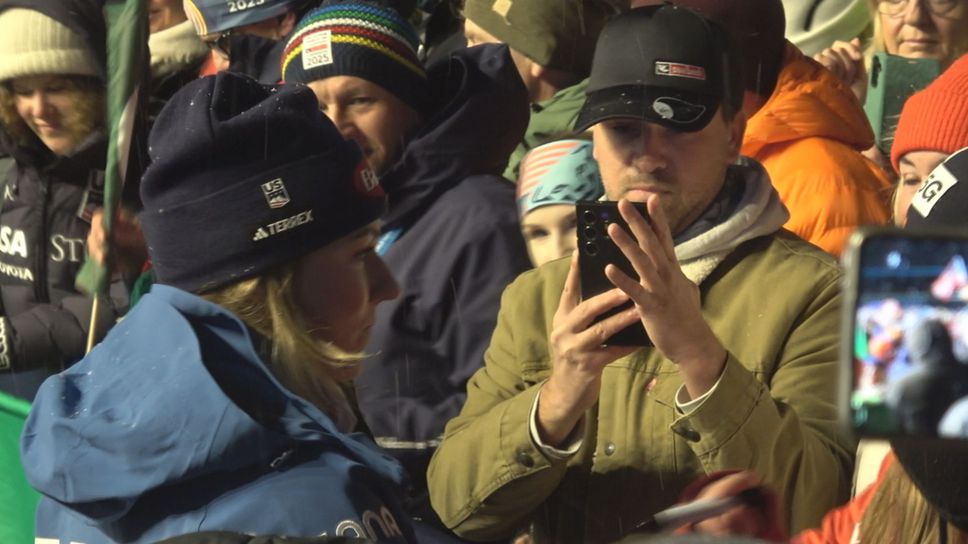 Мики Шифрин предизвика фурор сред феновете в Заалбах