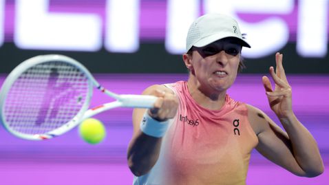 Швьонтек се класира за полуфиналите в Доха след победа над Елена Рибакина