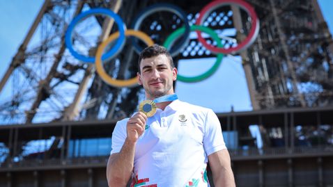 Станка Златева кани Новиков и звездите на ЦСКА на среща