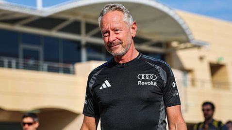 Екълстоун не вярва, че Уитли ще отиде в Астън Мартин