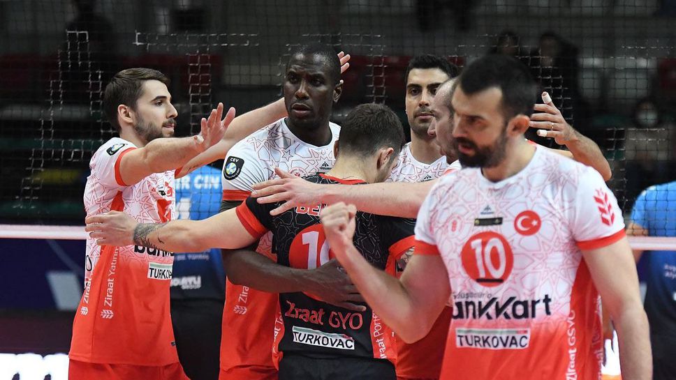 Мартин Атанасов с 8 точки, Зираатбанк с 18-а победа в Турция 🏐