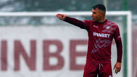  Божинов вкара, Септември (Сф) към този момент гледа към efbet Лига 