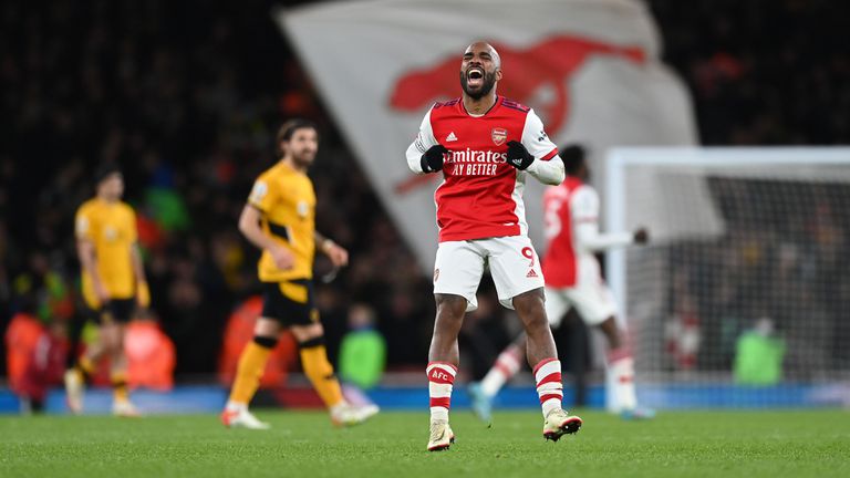  Ако не успее с Холанд, Барса възнамерява да вземе Лаказет 