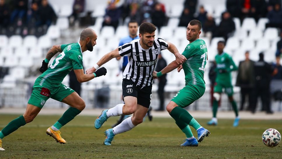 Локомотив (Пловдив) - Берое