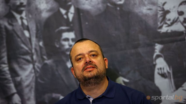 Председателят на Сдружението Левски на Левскарите Димитър Костадинов бе категоричен