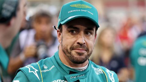 Уебър очаква Алонсо да остане във Формула 1 още няколко години
