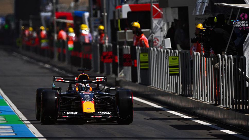 Шумахер: Ред Бул плаща цената за напусналите