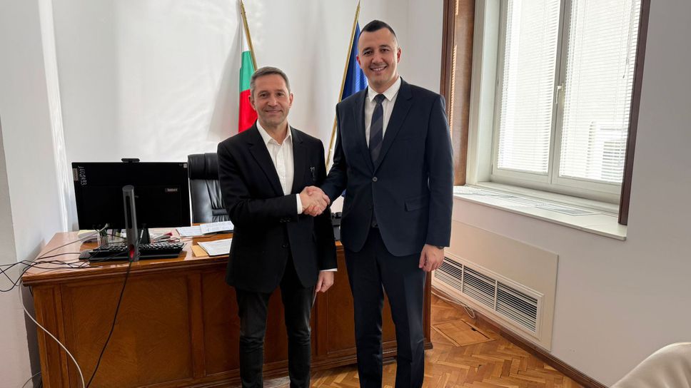 Красимир Инински с работна среща в НС