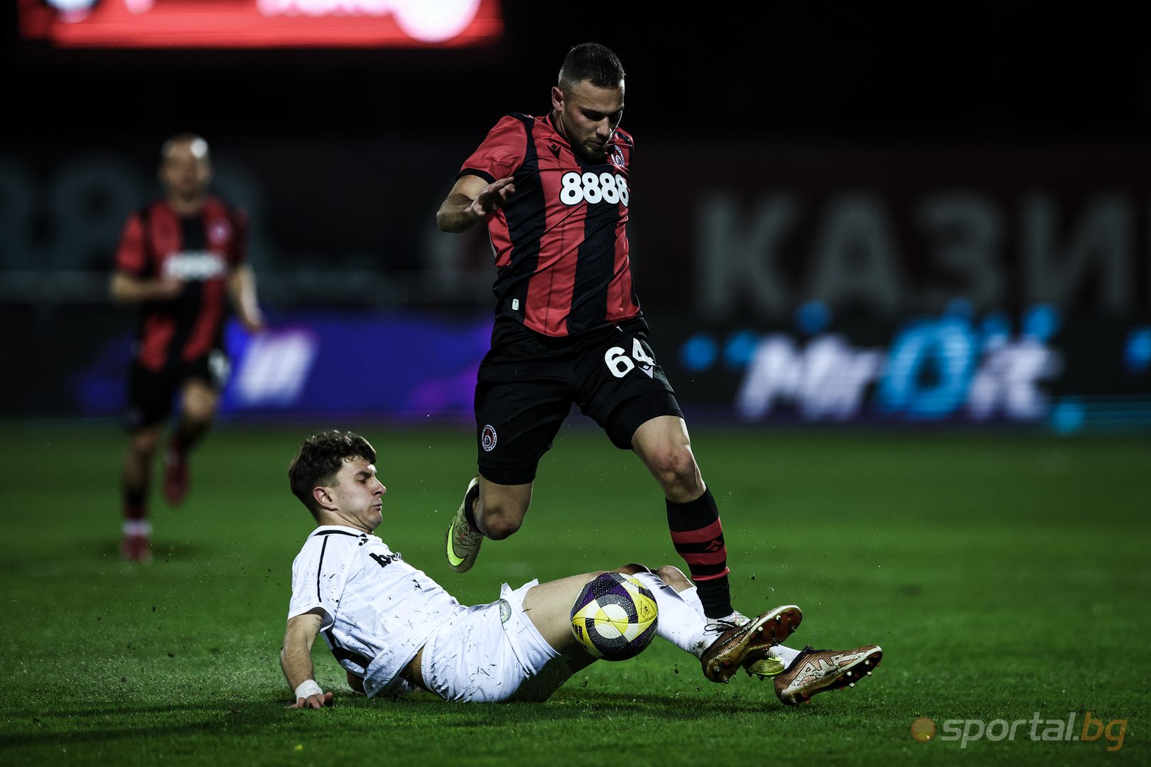 Локомотив (София) 1:1 Славия