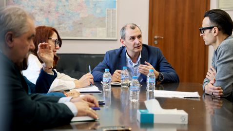 Бербатов изпрати конкретни предложения до трима министри