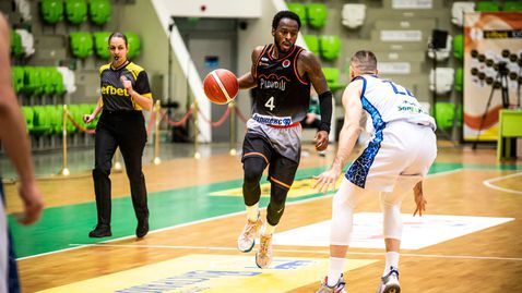 Играч на кръга - Дейшон Найт