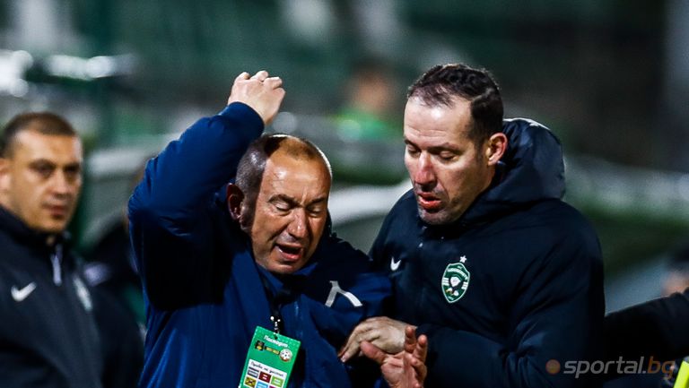  Разправии след мача, демонстрираха червен картон на Мъри и е навън за ЦСКА - София, Наско беснее 