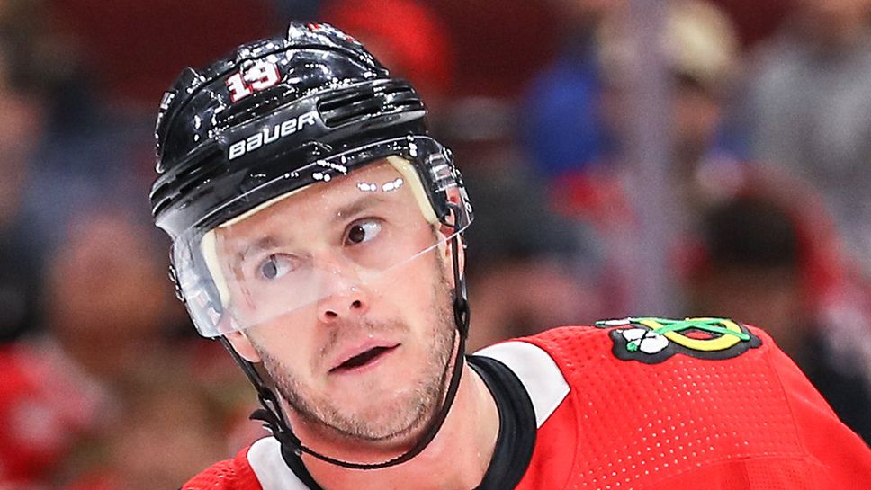 Джонатан Тейвс напуска Чикаго Блекхоукс