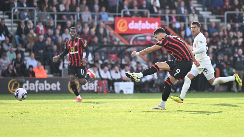 Доминик Соланке откри за "черешките" срещу Манчестър Юнайтед