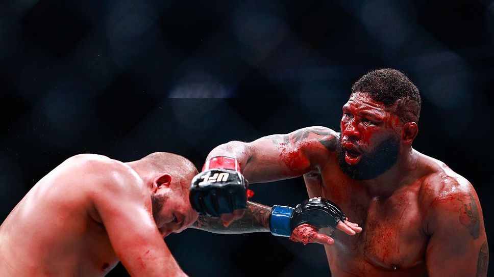 Блейдс сподели какви са щетите след епичната битка с Хокит