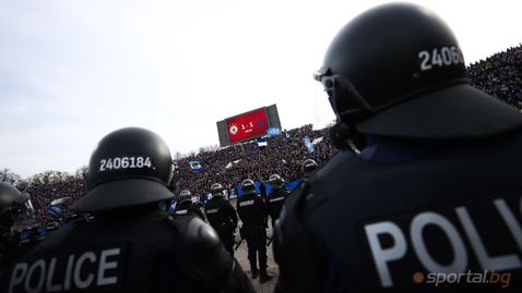 Фен на Левски: 55 минути бяхме като в миша дупка - деца и възрастни! Апелирам да се вземат мерки