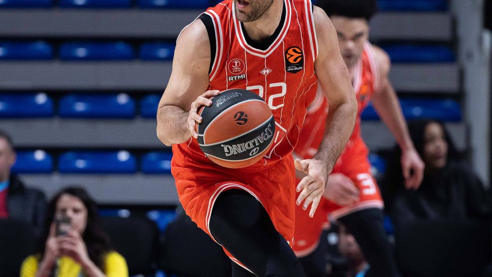 Апоел Тел Авив спечели дербито срещу Макаби и се изкачи в четворката