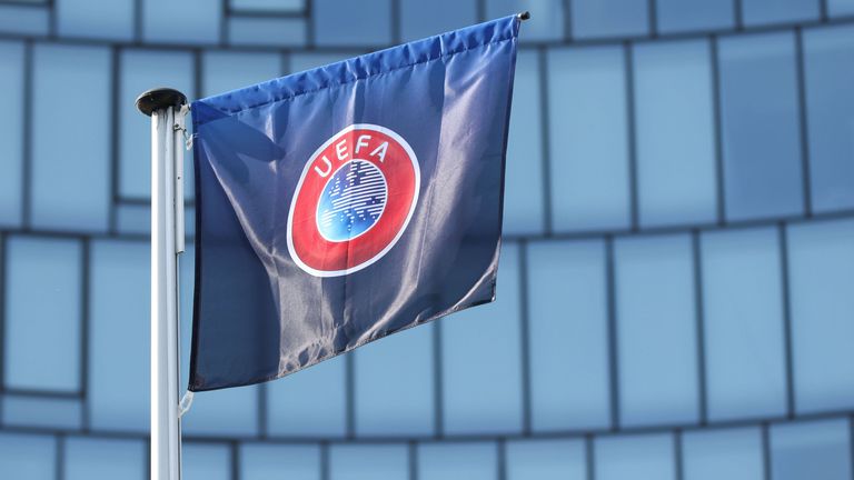  Четири съветски клуба подадоха тъжба в КАС против решението на УЕФА да ги извади от Европа 