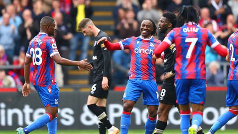  Кристъл Палас съсече Борнемут с голове на Езе 