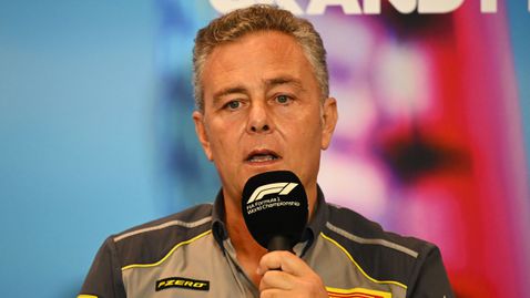  В Италия: Шефът на Пирели Моторспорт напуща 