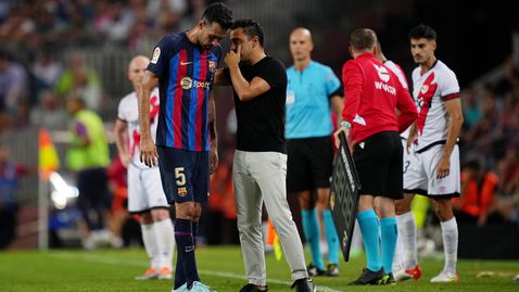  Чави: Бускетс е най-хубавият полузащитник в историята на Барса 