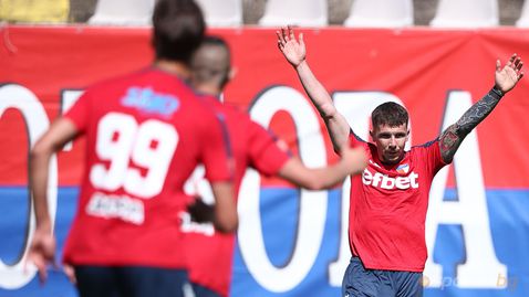 Марек се върна към победите и все по-сериозно гледа към efbet Лига