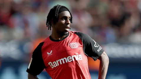  Фримпонг дойде в Англия, с цел да завърши прехвърлянето си в Ливърпул 