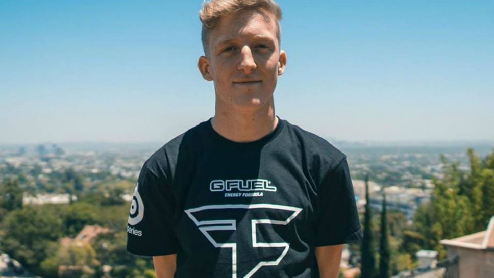 Tfue спечели Fortnite игра по време на полет
