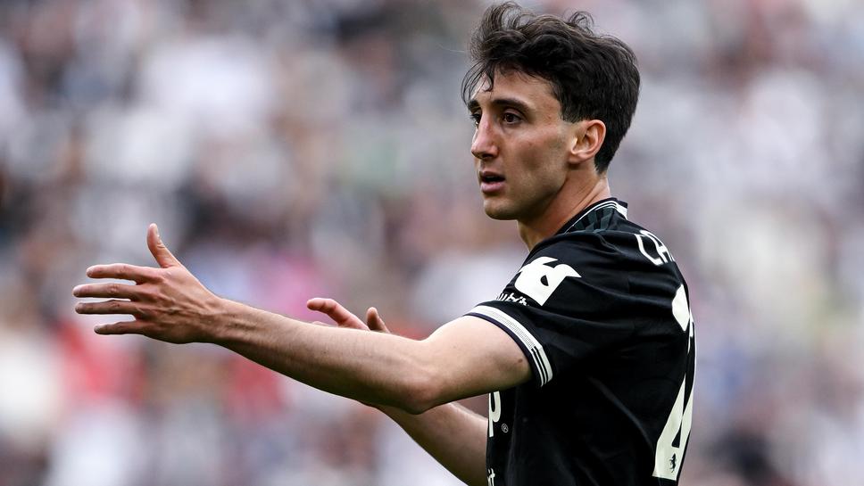 Комо си мечтае за италиански национал от Ювентус