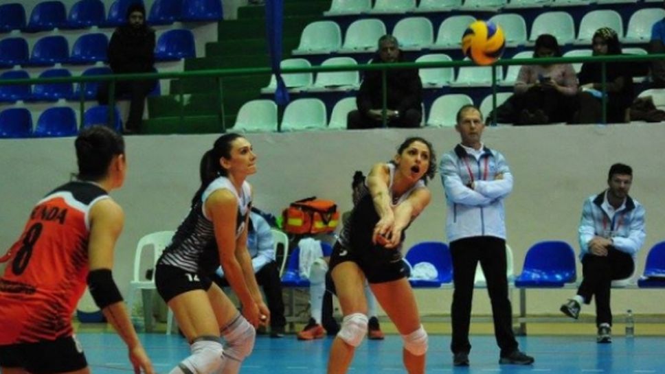 Ева Янева с поредна загуба, Деси Николова с победа в Турция