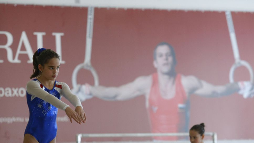 Министър Дашева откри първия турнир по гимнастика "Йордан Йовчев"