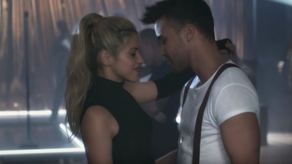 Шакира танцува секси бачата в "Deja Vu" (видео)