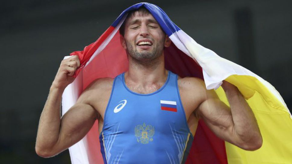 Русия с двама олимпийски шампиони в състава си на турнира по борба "Дан Колов"