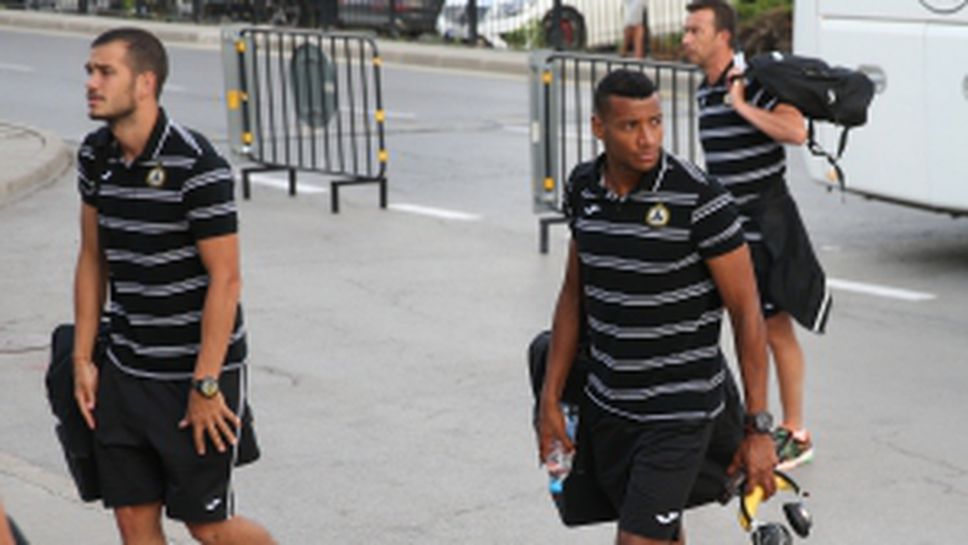 Отборът на Славия замина за Полша