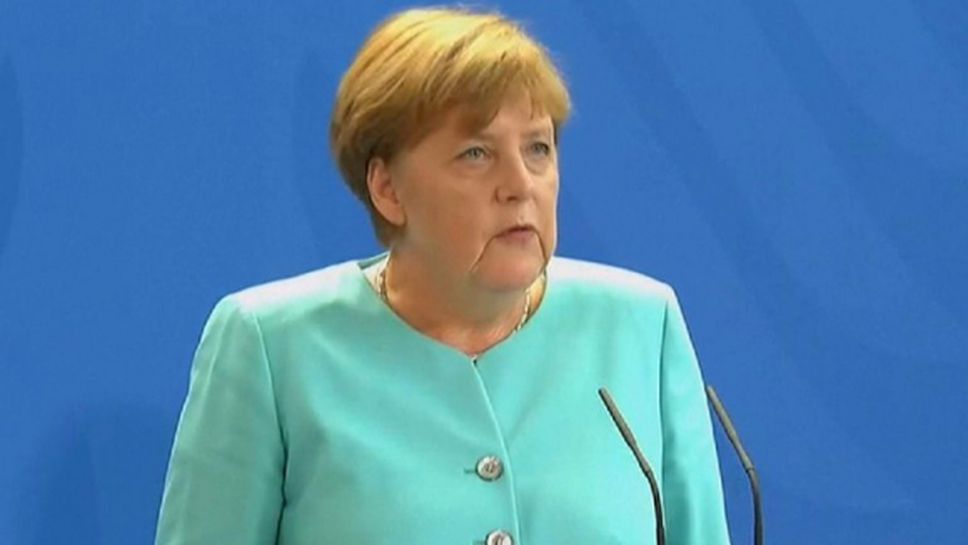 Меркел ужасена от нападението срещу автобуса на Борусия Дортмунд