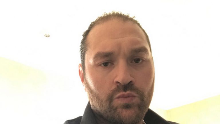 Тайсън Фюри шокира: Вземете си син срещу 60 000 евро