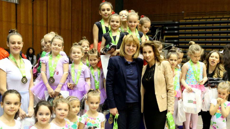 Повече от 300 гимнастички участваха на детския турнир Simona Cup
