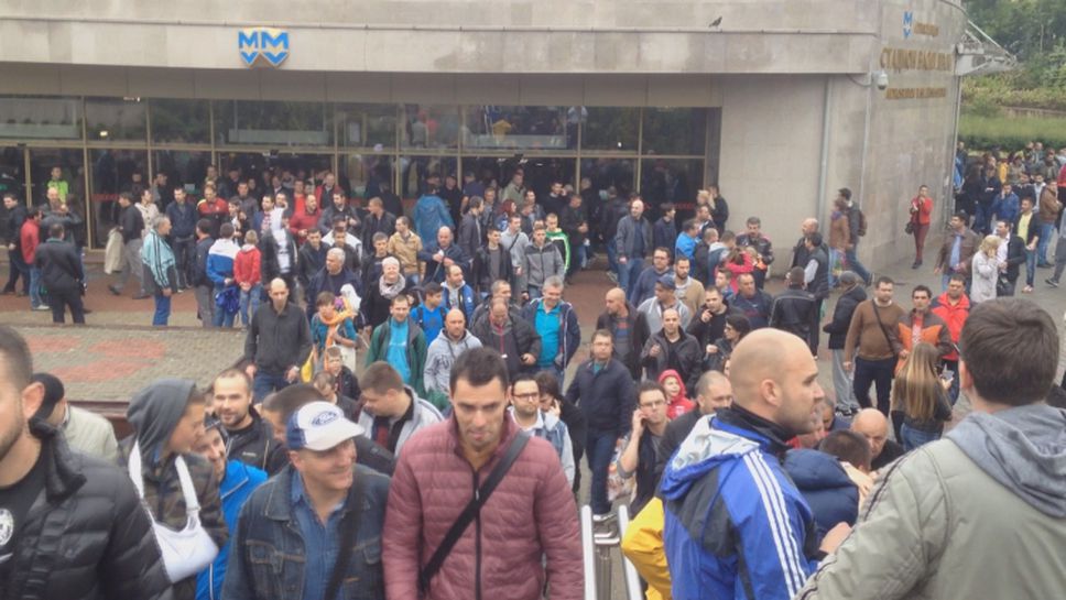 Хиляди фенове окупираха "Васил Левски" часове преди мача на Ицо