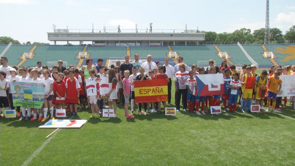 Министър Кралев откри миниевропейското първенство