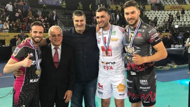 Пълен комплект медали за България в Шампионската лига
