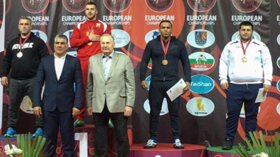 Братя Благоеви спечелиха турнир по иранска борба в Нови Сад