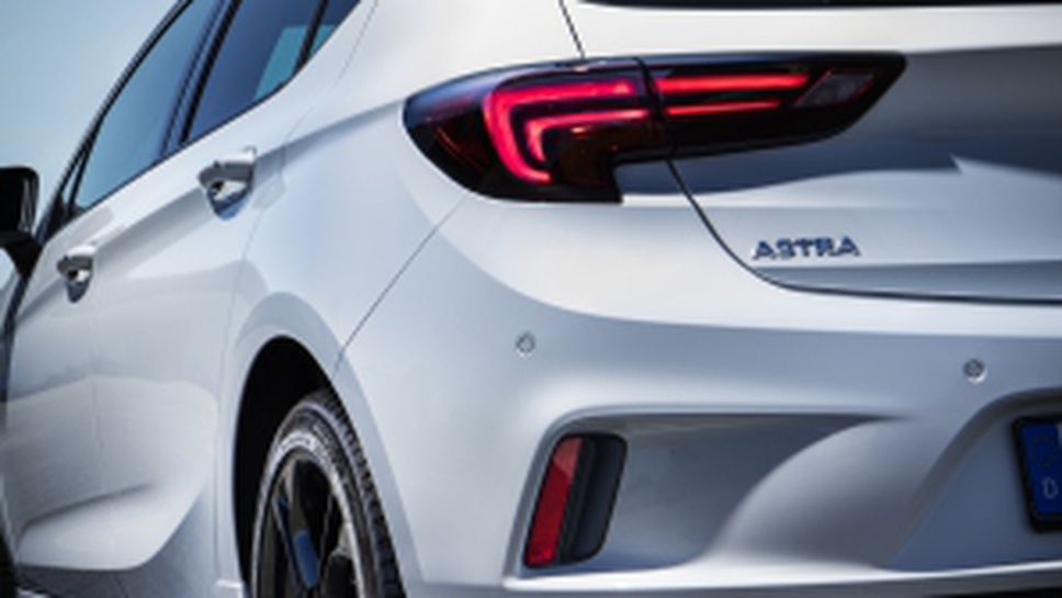 Новият Opel Astra с подчертано спортен OPC дизайн