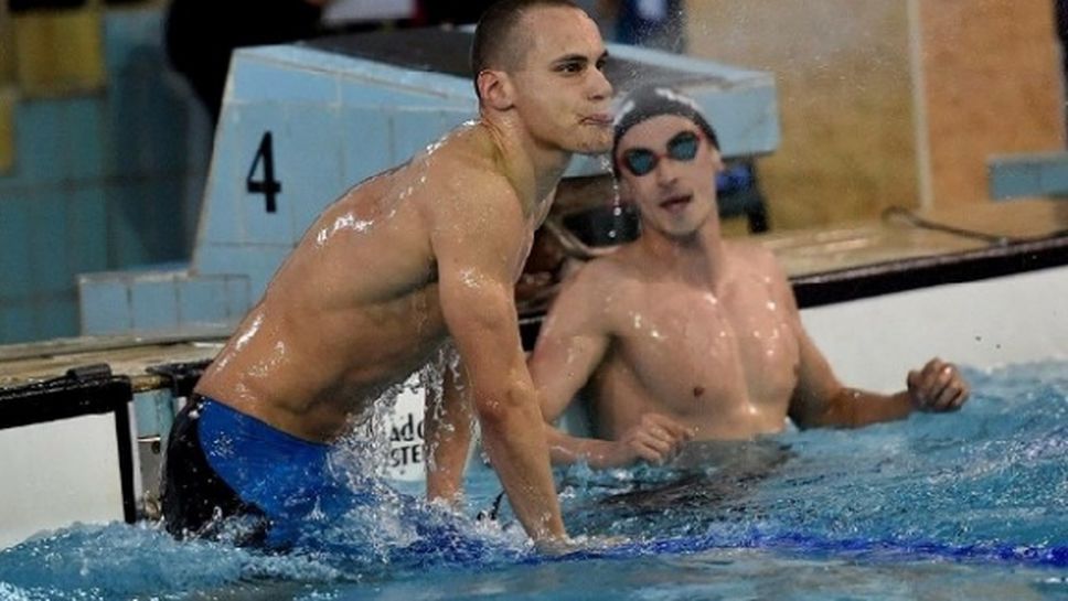 Антъни Иванов с трети златен медал от Балканиадата по плуване