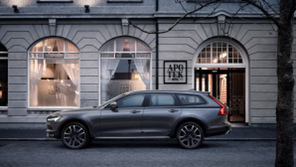 Volvo Cars разкрива авантюристичната си страна с новото V90 Cross Country