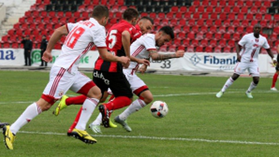 Локомотив 1929 (София) - ЦСКА - София 2:1